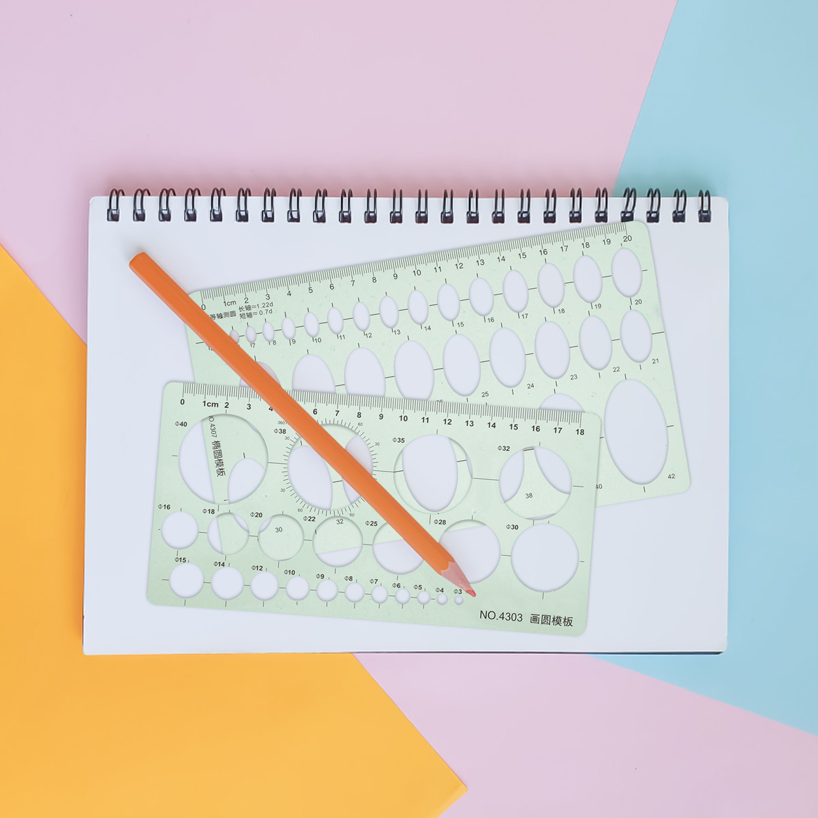 Art Craft And Design - 2個入り、幾何学模様の円形定規テンプレート。厚みのある描画用ステンシルで、建築家、エンジニア、デザイナー、DIY、絵画、工芸、壁飾りなどに最適。