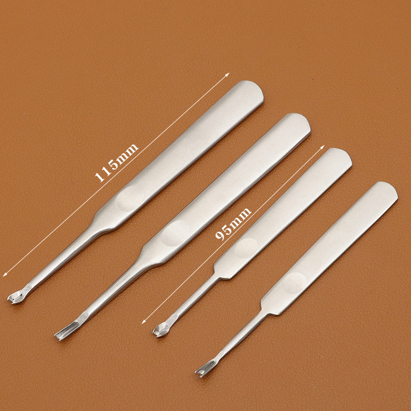 4点セットの革用溝切り・面取り工具セット。U字型とV字型のエ - Leather Tooling Kit のレビューと価格